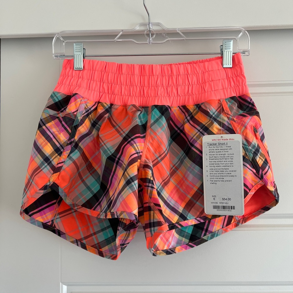 Lululemon Tracker Short II Neon Coral Plaid Size 6 NWT **Rare**